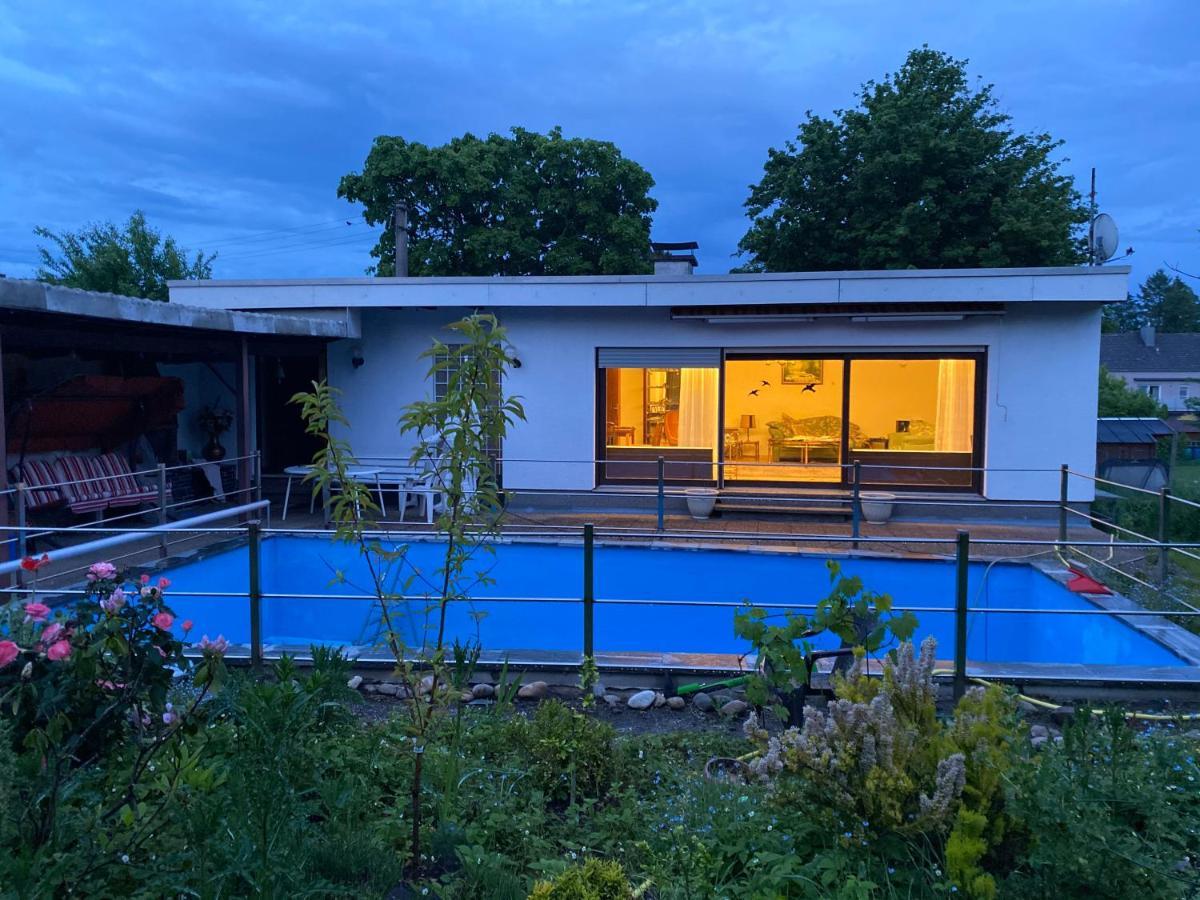 Ferienwohnung Mit Garten Pirmasens Exterior foto